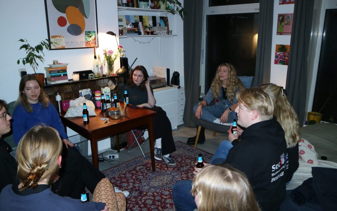 Huiskamercolleges